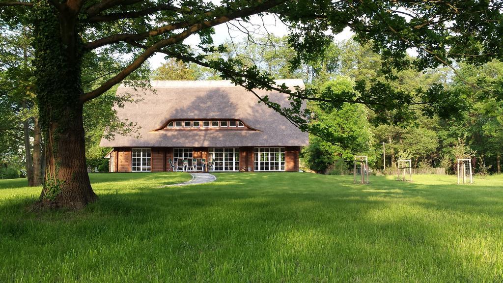 Villa Exklusives Holzhaus Burg  Zimmer foto