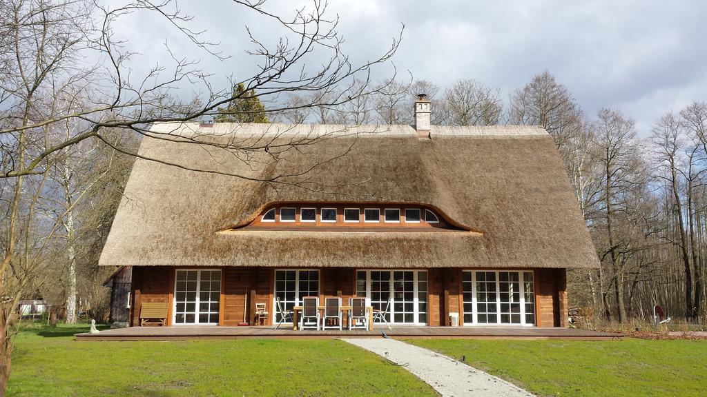 Villa Exklusives Holzhaus Burg  Zimmer foto